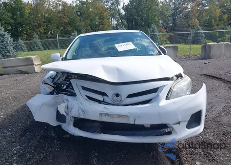 2013 Toyota Corolla L из США, поврежденный, VIN 2T1BU4EE1DC096564